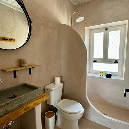 Vista * Asprogerakata