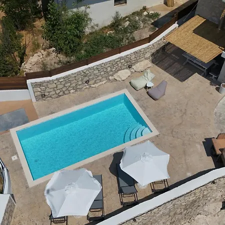 Vista * Asprogerakata